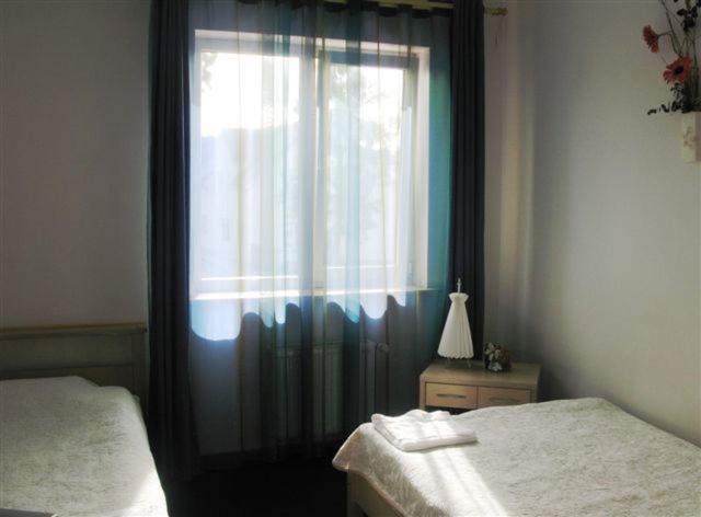 Tukuma Ledus Halle Tukums Zimmer foto